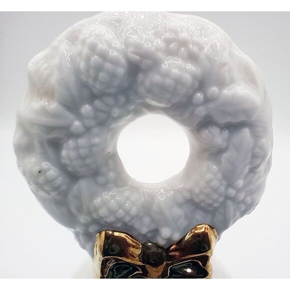 Porcelain Bell Avon Christmas 1986 Wreath Handle Vintage 5 Inch Holiday Scene - Picture 3 of 15